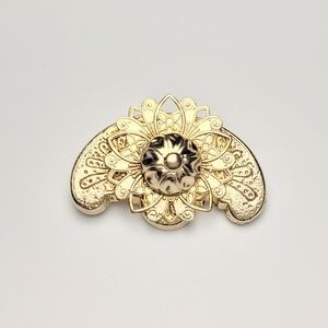 Vintage Gold Tone Ornate Filigree Brooch Floral Dome Center Pin